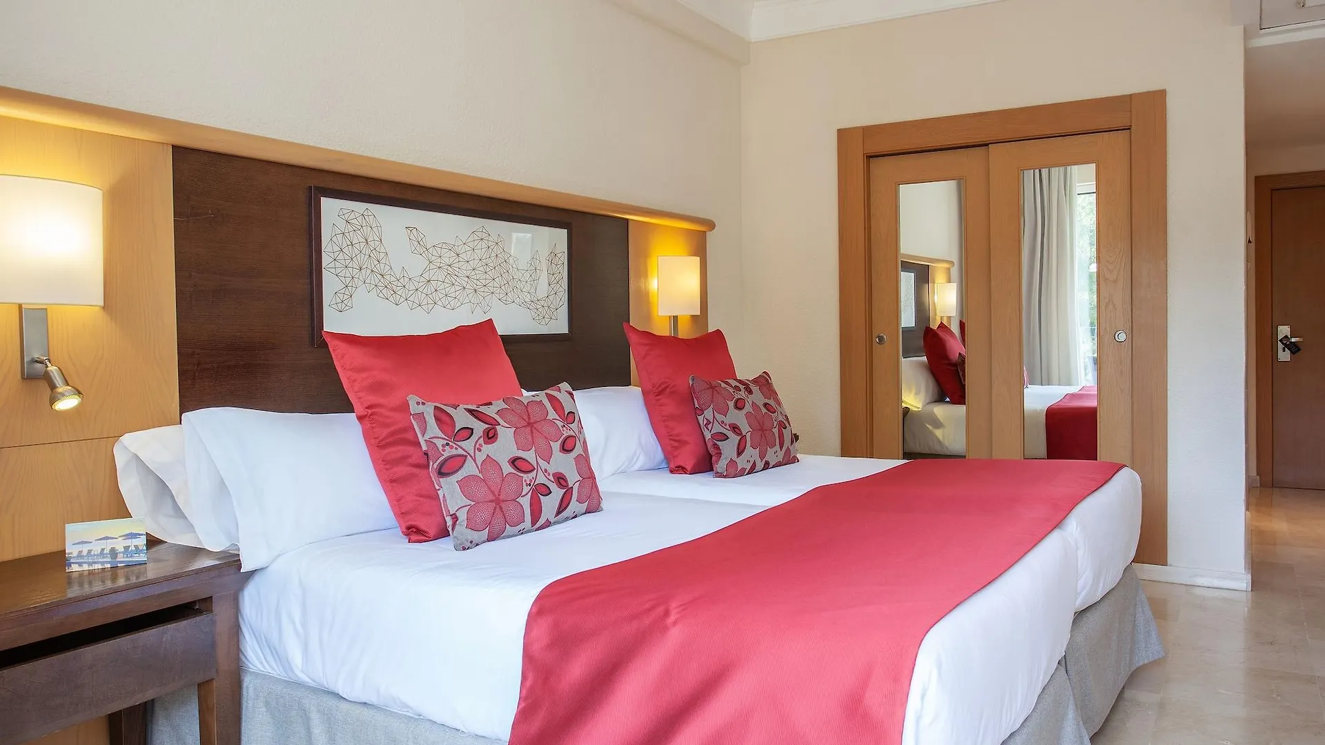 Grupotel Aguait Resort & Spa - Adults Only Cala Ratjada  4*, Cala Ratjada (Mallorca)